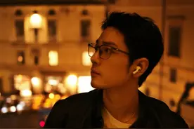 30多岁男顶流真爱在身边？肖战方否认图片