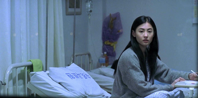 谢霆锋前妻张柏芝：三度出庭直面千万官司，单身带仨娃还想继续生