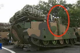 新一代伞兵战车亮相，加装主动防御！机械化空降兵，到底有多强悍图片