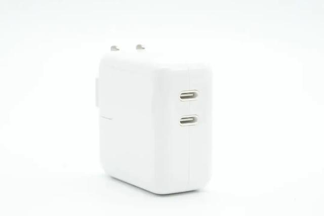 苹果40W动态快充登场，一览往年苹果PD快充低压MOS用料