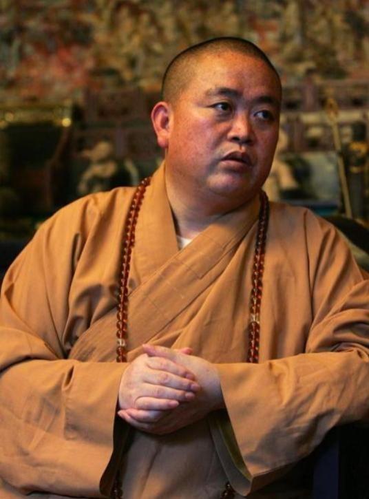 拔出萝卜带出泥！释永信老底被扒，原来身披16万袈裟只是冰山一角