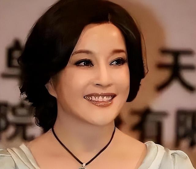 钱再多有什么用？75岁的“风流妖精”刘晓庆，已经走上另一条道路