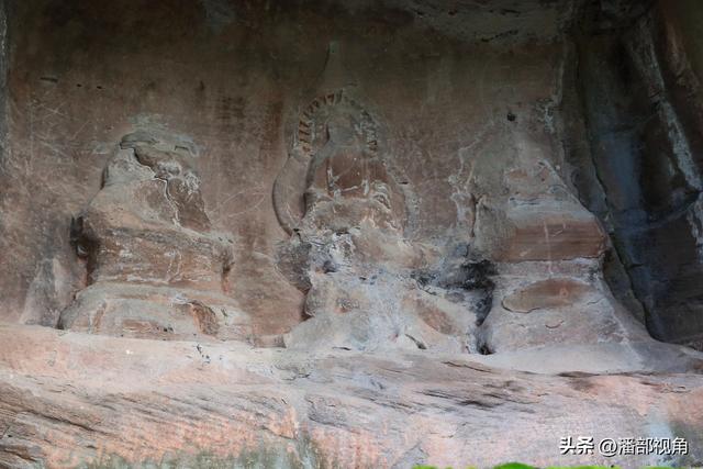 巴蜀石刻：寻访广安岳池坪滩东岩寺摩崖造像