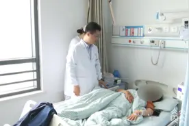 户外活动要警惕！被这种虫叮咬致死率高 可人传人图片