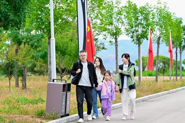 双节奔赴“湾”美奇境！石楼黄河奇湾，一眼入魂的打卡盛宴