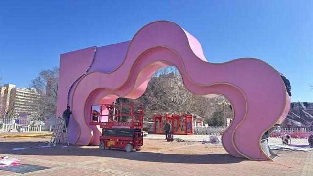 藏不住了！全新桃花堤正在加载中■■■■■■■□□□