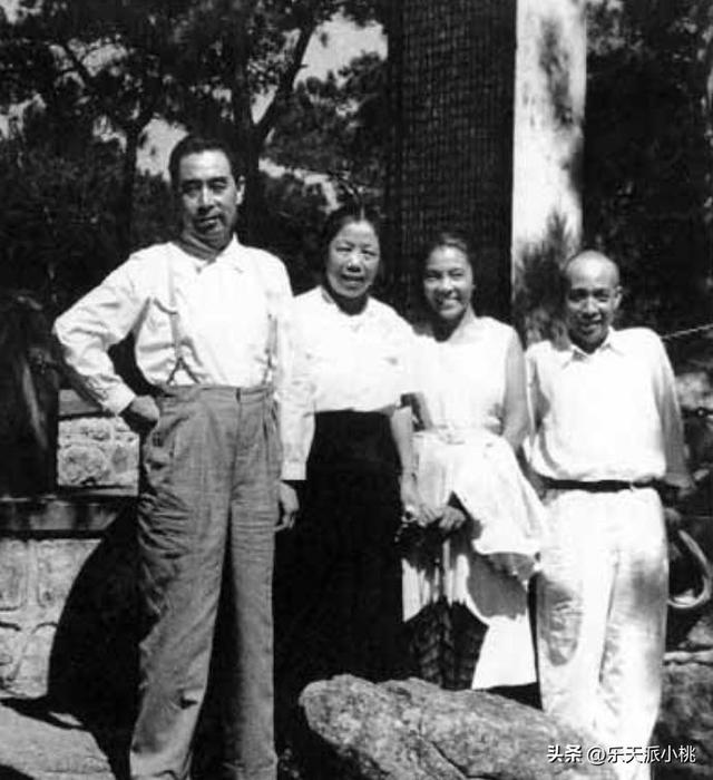 他曾担任副总理21年，晚年升至正国级，临终前将所有积蓄上交国家