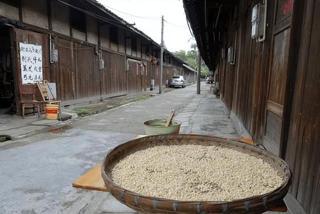 【人文地理】百年老场镇上的神仙茶馆‖徐平