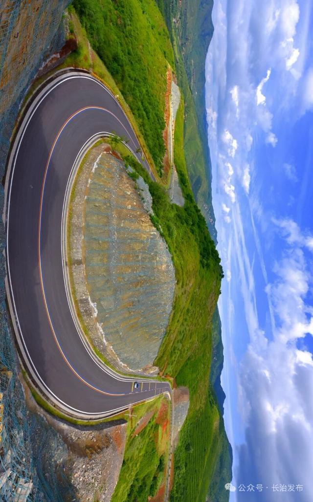 寻色三晋·山河入画｜太行一号旅游公路：在红叶云海间，驶入秋日的山水长卷
