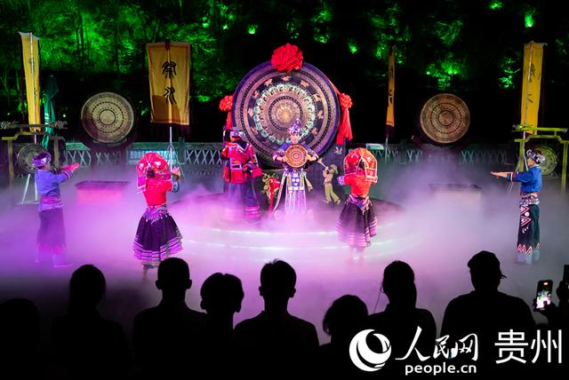 行进中国│不止于昼 黄果树文旅“夜”态上新