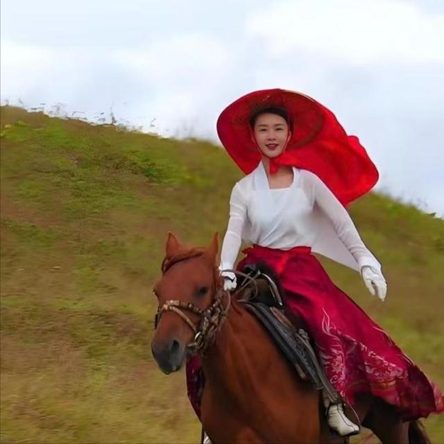 一路走好！不到2天4位名人去世，最小的仅30岁，死因令人唏嘘