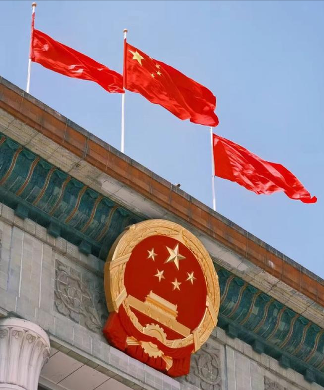 十一当天大量外国游客涌入上海，打着旅游“幌子”，实则另有目的