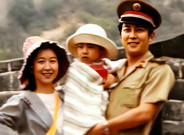 唐国强也没想到，走了35年的前妻，意外让两个残疾儿子承受了恶意