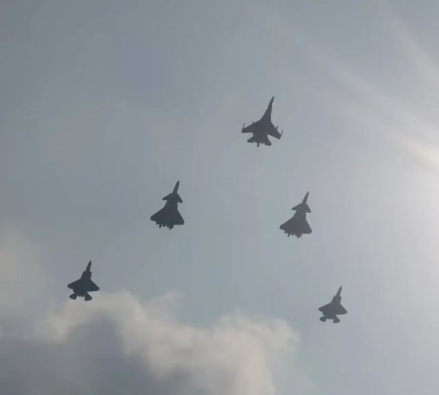 九三阅兵精华版视频来了