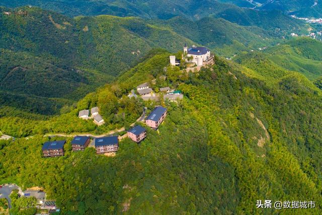 民宿“顶流”莫干山，独孤求败的路还能走多久？