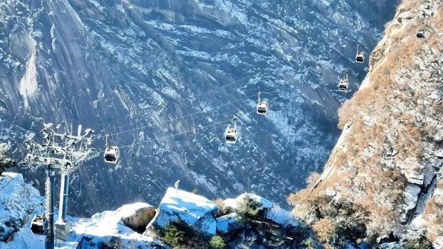 华山封神福利！高铁直达+免费接驳，西峰索道躺平登顶！