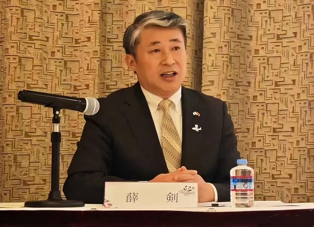 日本终于急了！日本旅游、消费大跌，中国大陆至日本航班大幅下滑