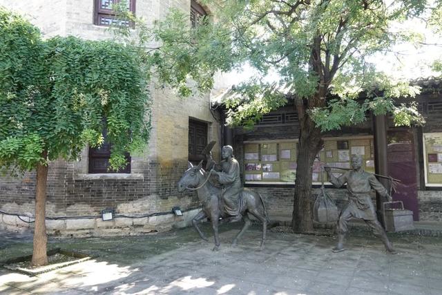 山东，有一座2000年前的一线城市，去青州古城赶一场槐花雨