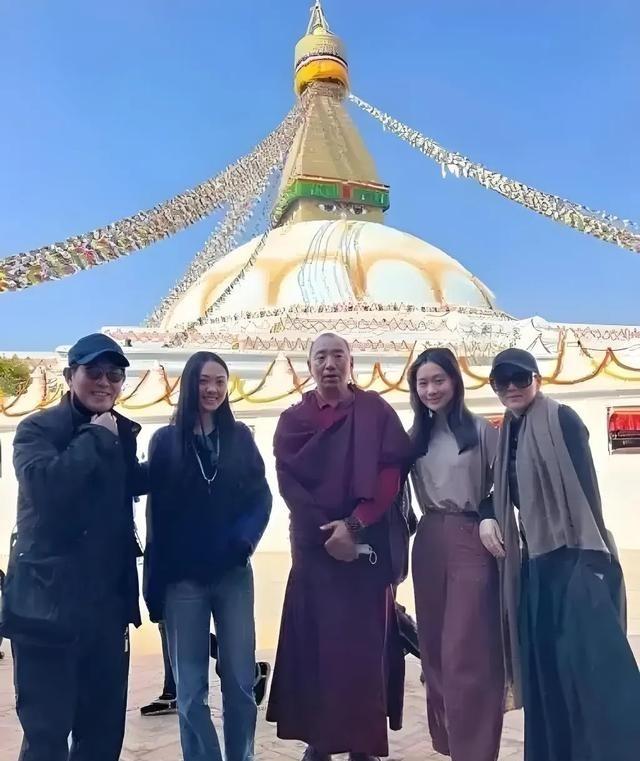 62岁李连杰交代后事：一切从简，不立碑不办丧，树葬海葬都行！