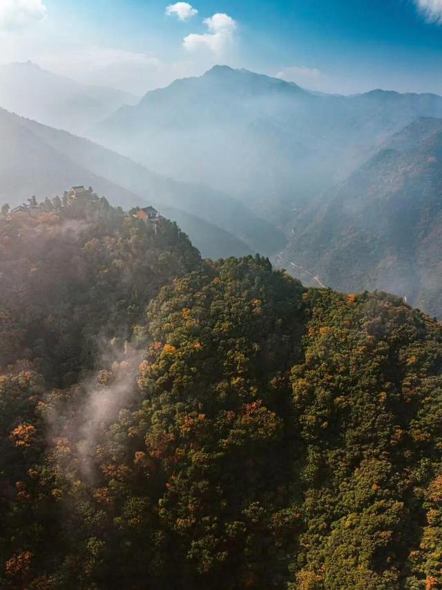 The Qinling Mountains in painted splendor｜秦岭彩叶大赏，美到“巅峰”
