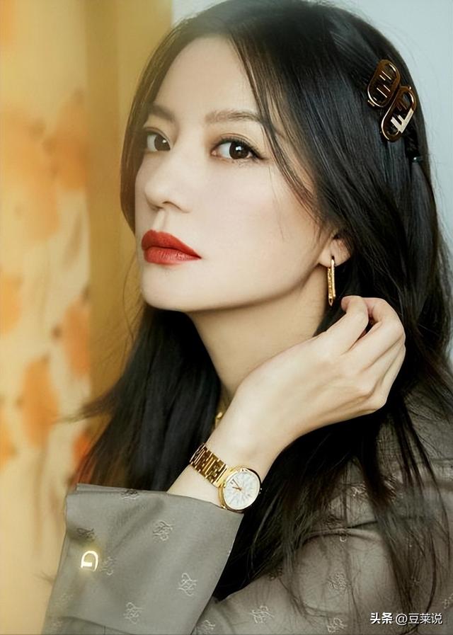 封杀四年，49岁赵薇突传消息，因胃癌去世传闻5个月前就真相大白