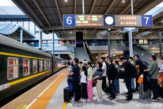 我的铁路风景｜拥抱旅途中的自在闲暇