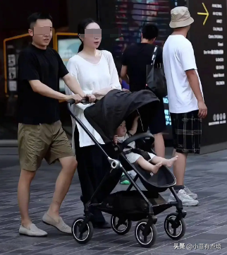 中国三年内男性数量对比，22年减少105万，23年少174万，24年呢？