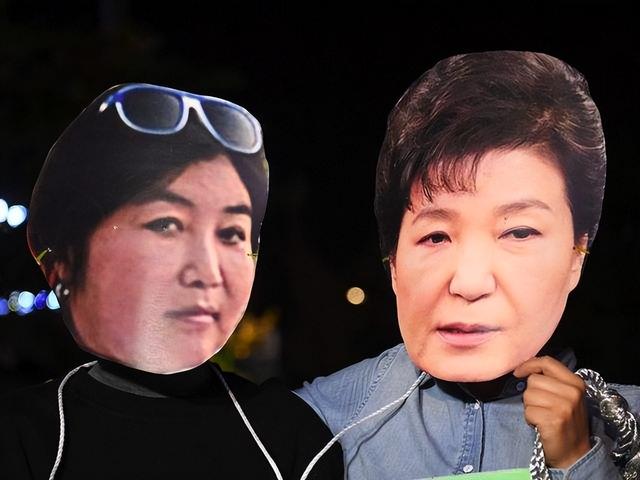 朴槿惠出狱生活：住1676平别墅，与小10岁律师为伴	，如今生活安逸