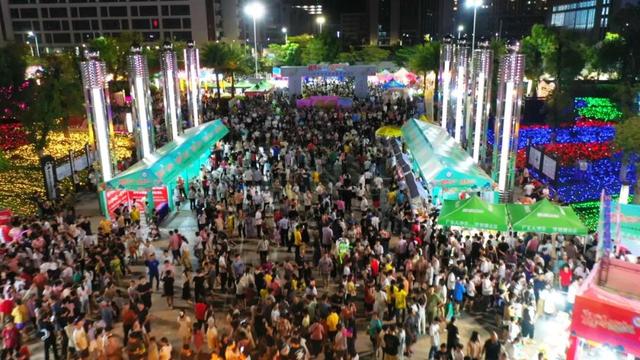 超10万！江滨公园人从众！罗定人气旺旺旺！