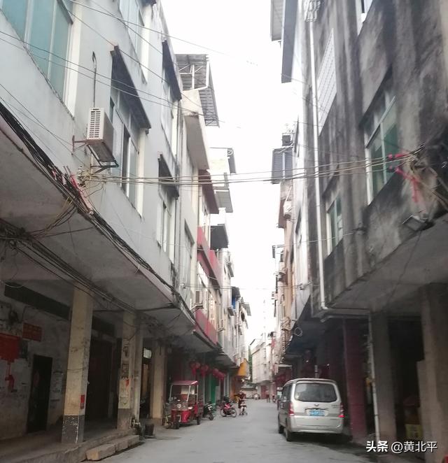 广西南宁市上林县经济强镇划给宾阳，公路改道后倒闭了十几家饭店