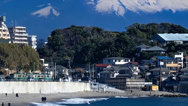 日本官员来华，希望中方搁置分歧，满足一个要求，并接受当面抗议