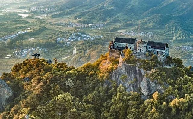 来黄陂过大年 | “金钥匙”解锁地质奥秘，木兰山开启新年好运