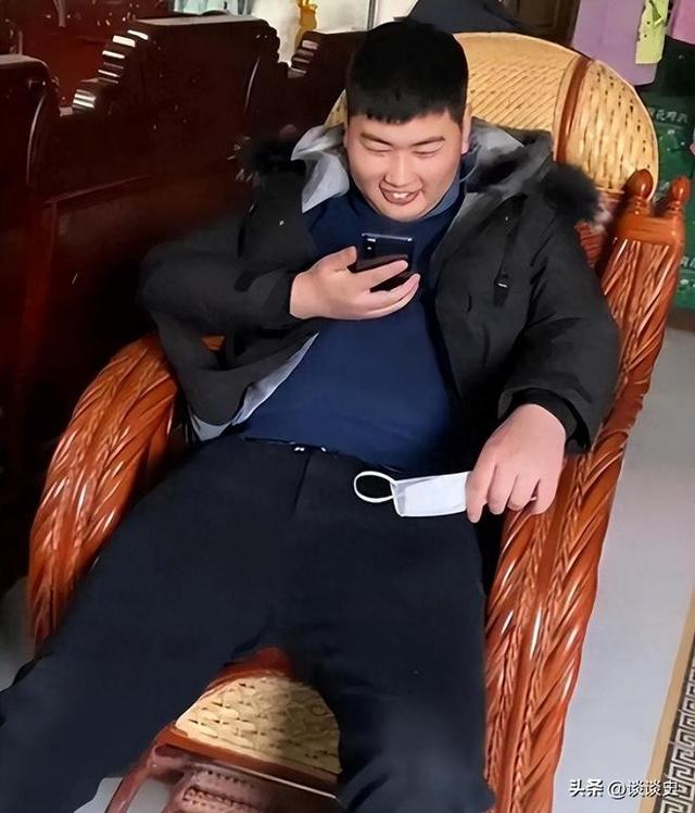 钱再多有什么用？如今56岁大衣哥的真实现状，给所有网红提了个醒