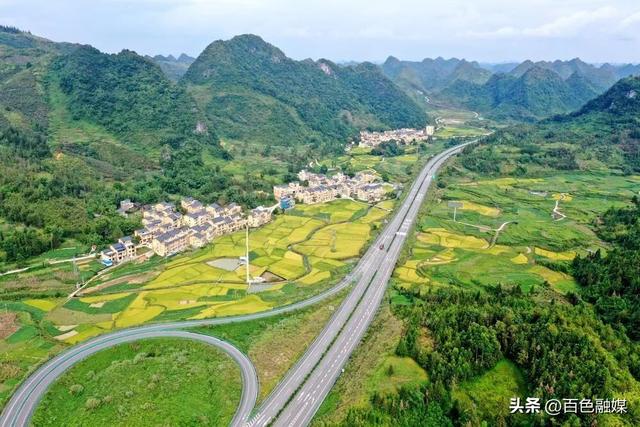 盛会带路 趣游百色丨畅游边关画廊 品黑衣壮风情