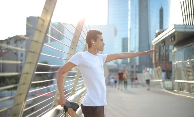 为什么建议中年男性要跑步？赚到的不只一点点！