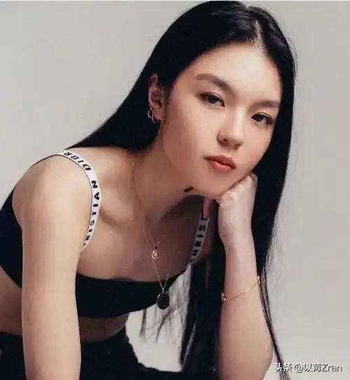 李咏也没想到，自己离世7年后，23岁的女儿就走上一条"不归路"
