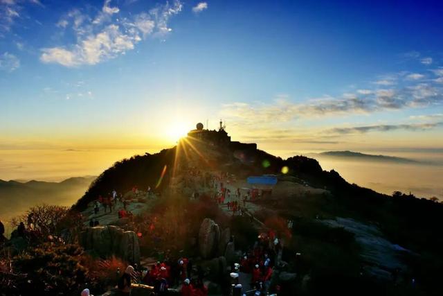 冬阳煦照 泰山磅礴