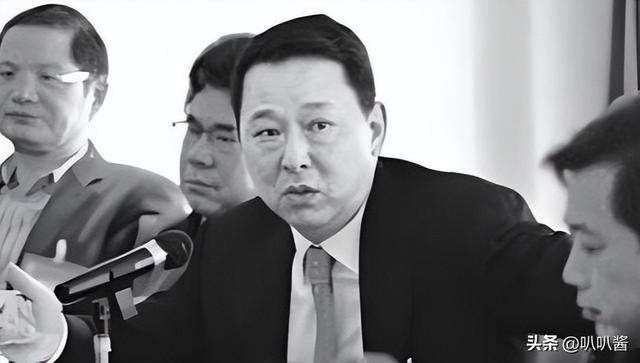 中国首位被注射死刑亿万富翁，临死前挣扎：我捐495亿，饶我一命
