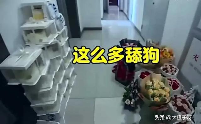 七夕节！女子礼物收到手软，送给外卖小哥，网友：舔狗知道会破防