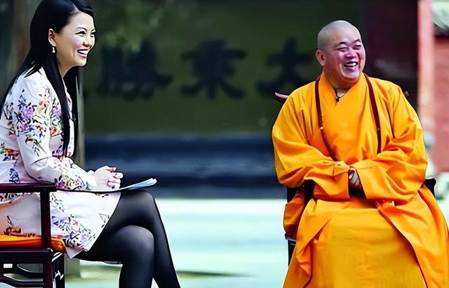 越扒越猛！释永信在少林寺有多爽，你根本想不到！难怪佛协再痛批