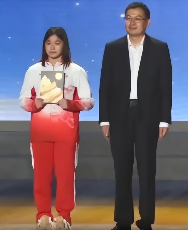 2026刚半个月	，18岁全红婵被官媒公开点名，原来郭晶晶真的没说错