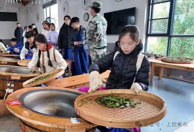 “森宿上犹”吸引了一批来自内蒙古的草原孩子……