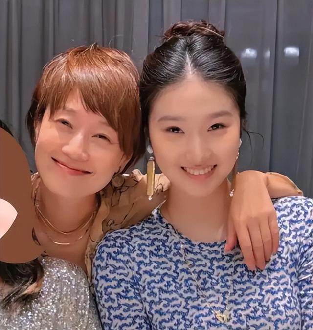 文章也没想到，马年刚开始，“听劝”的马伊琍就掀起了一波新高潮