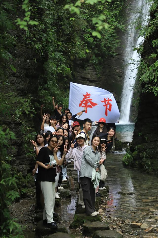 奉节周末顶配两日游攻略：诗城白帝 巅峰三峡 秘境龙桥 一次全收集