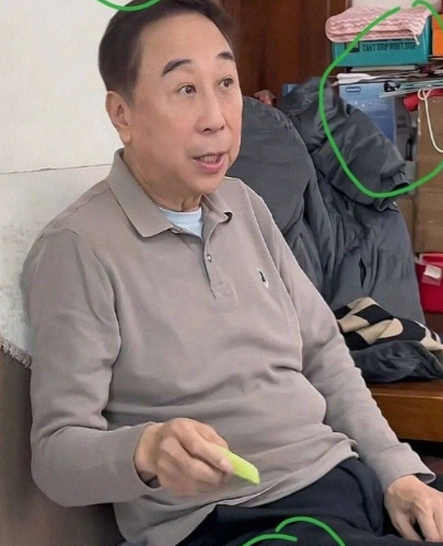 闫学晶没想到	，2026才刚刚开年，老搭档冯巩就给自己狠狠上了一课