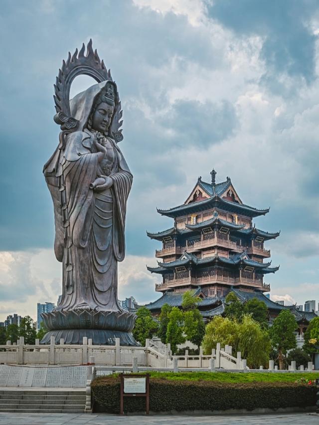 我广州人，刚从武汉回来，实在忍不住想说：对江城的5点印象