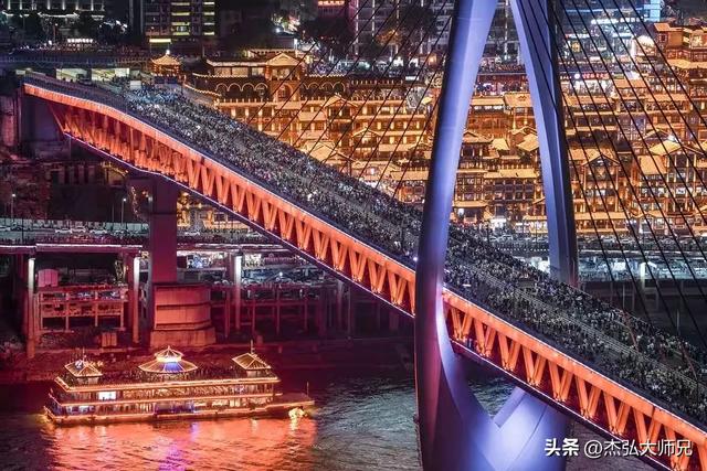 重庆文旅最新宣传口号:“雄奇山水，新韵重庆”值得商榷！