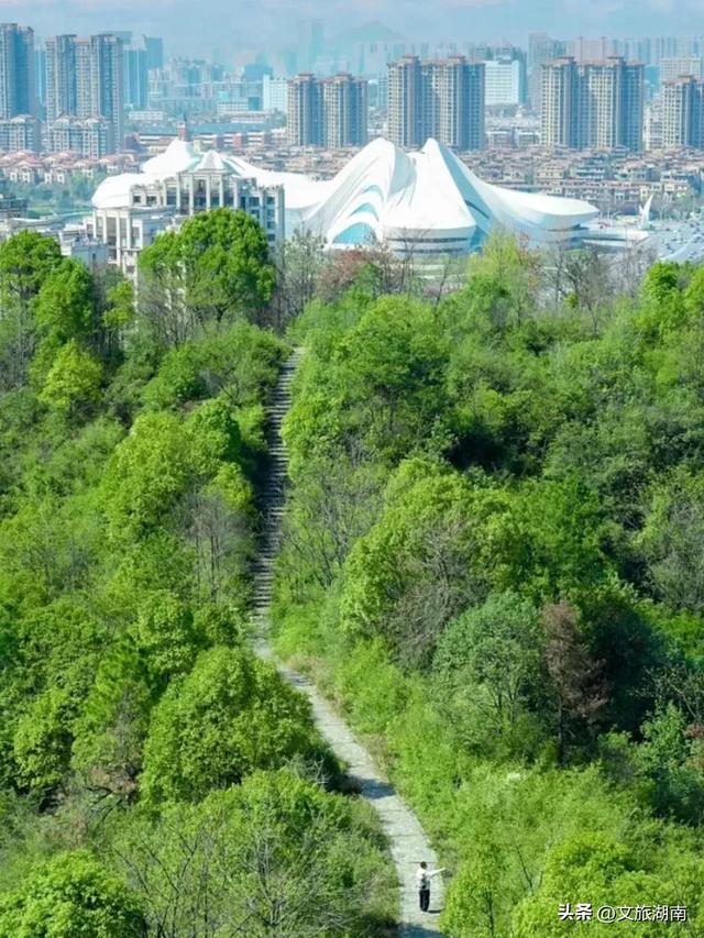 全部免费！解锁长沙10条山林徒步路线