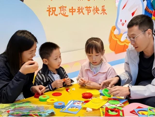 跟着活动游赛罕 | 赛罕区“双节”五大类特色活动抢先看——月满中秋，情暖赛罕