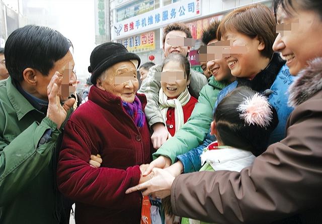成本28卖72000！坑害全国上千人，国家出手曝光，赶紧告诉家里人